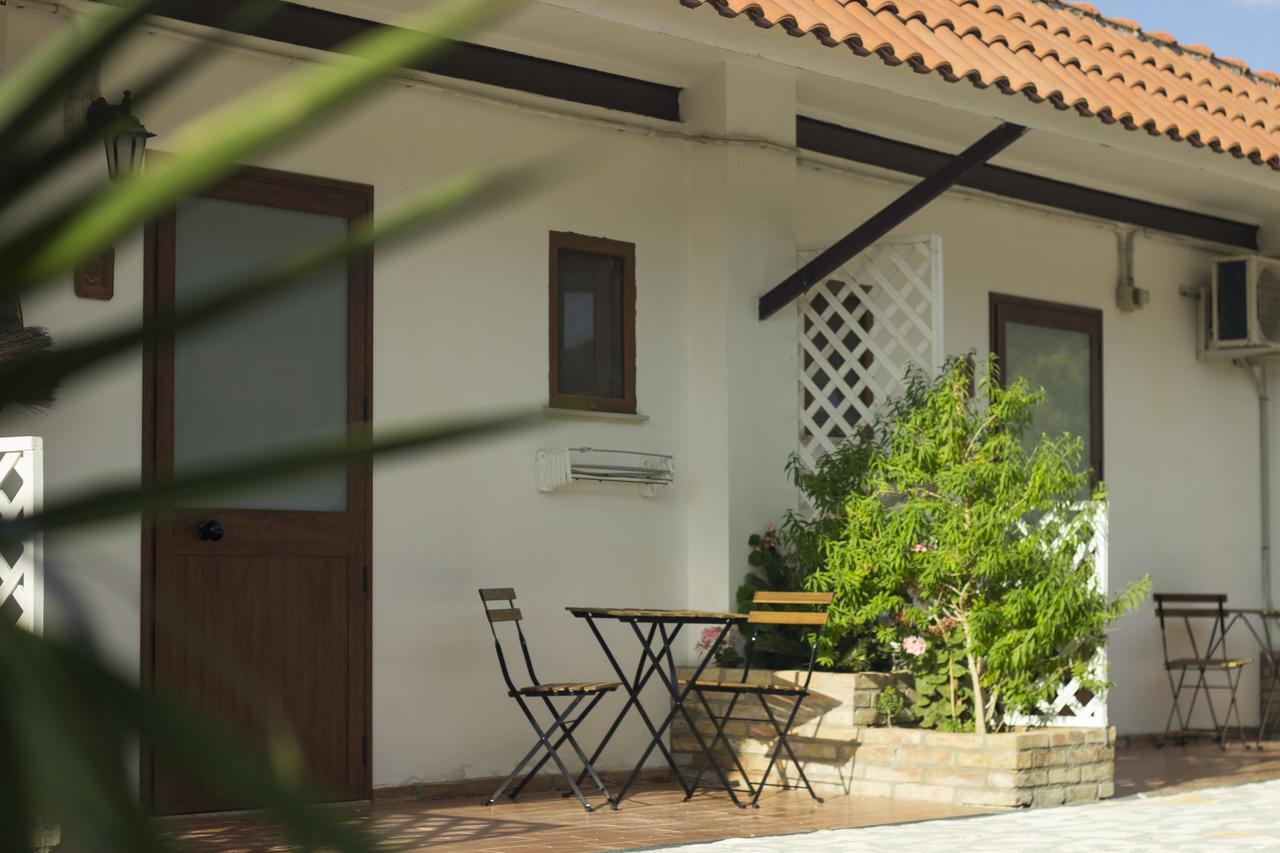 Villa Fontana La Pietra Pisticci Exterior foto